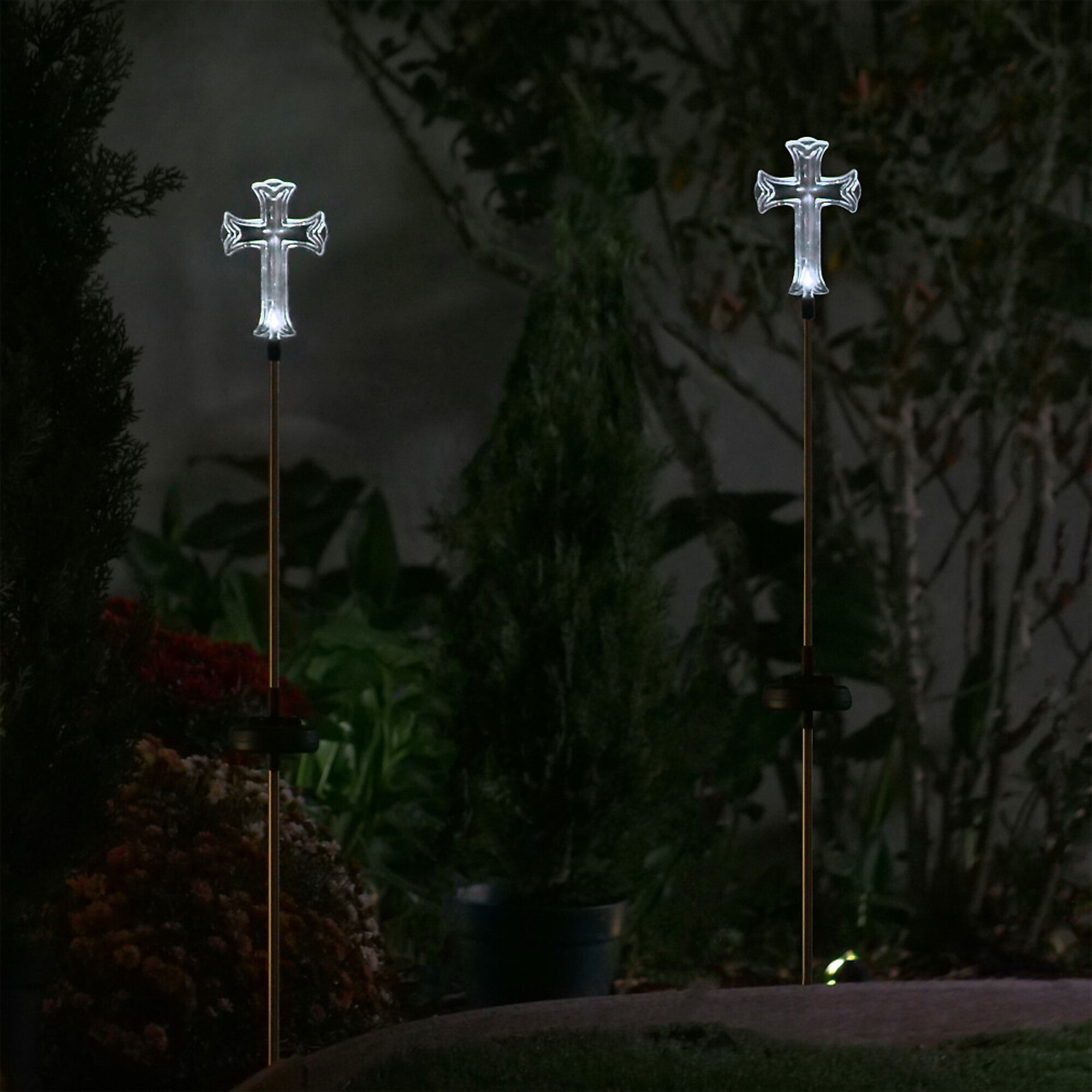 Alpine Corporation, Solar Cross Garden Stake with LED Light2 Pc, Model# SOT162SLR-2